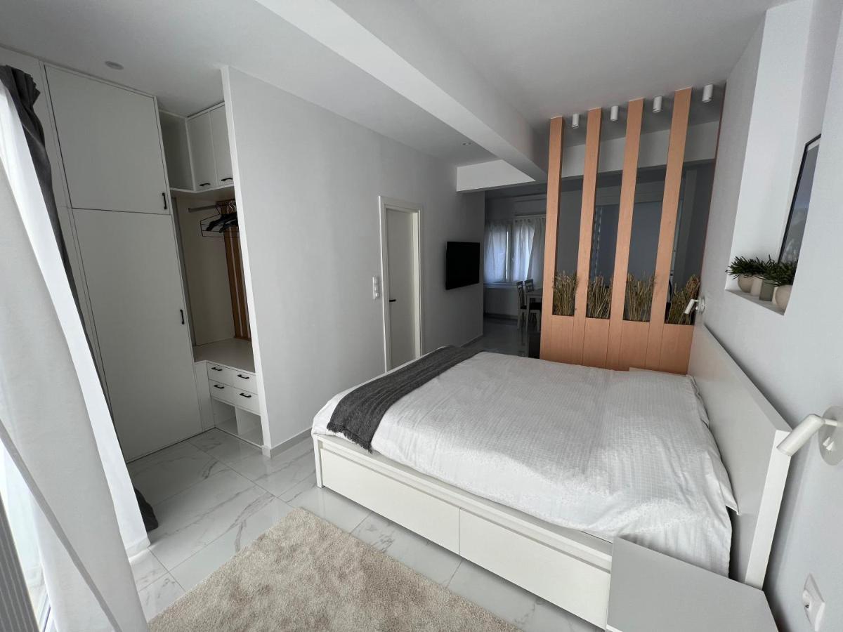 Modern 1-Bedroom Apartment In The City Center Thessaloniki Exterior photo
