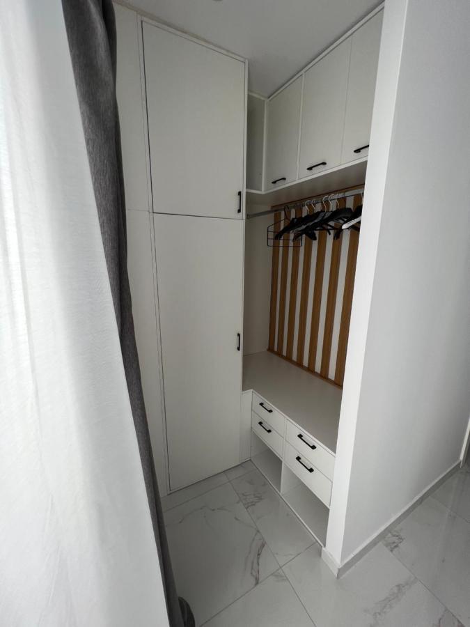Modern 1-Bedroom Apartment In The City Center Thessaloniki Exterior photo