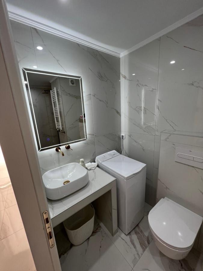 Modern 1-Bedroom Apartment In The City Center Thessaloniki Exterior photo